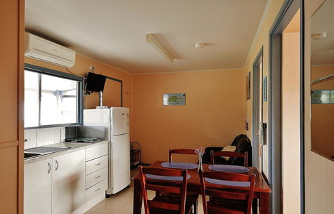 Baudin Beach Apartments - Accommodation Asia 12