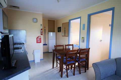 Baudin Beach Apartments - Accommodation Asia 13