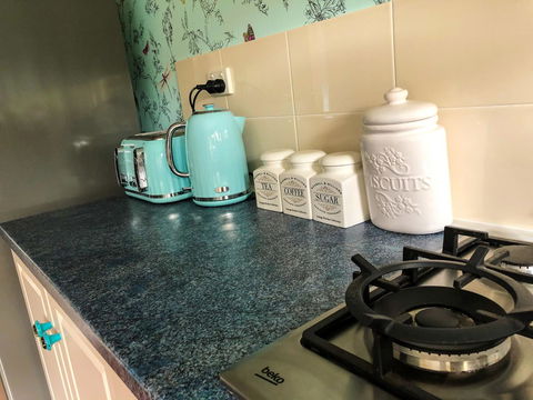 Inglenook Cottage - Accommodation Asia 21
