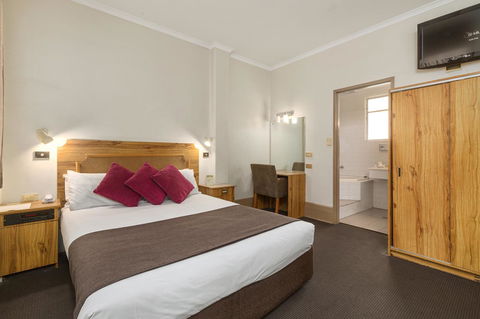 Adelaide Paringa - Accommodation Asia 9