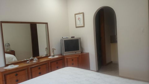 Gaerwood B&B - Accommodation Asia 6