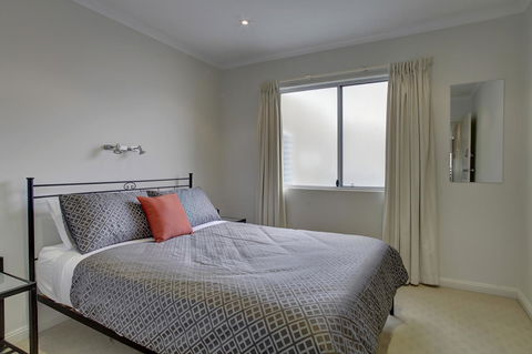 Tasman Beachside Apartment - Accommodation Asia 8
