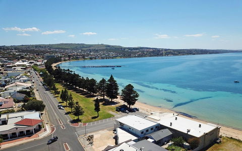 Tasman Beachside Apartment - Accommodation Asia 1