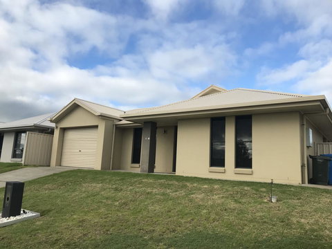 Little On Ash - Accommodation Asia 0