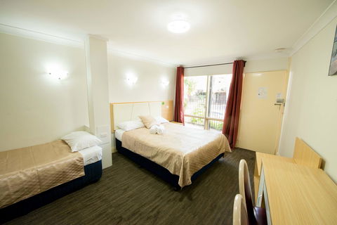 Jacksons Motor Inn - Accommodation Asia 26