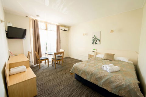 Jacksons Motor Inn - Accommodation Asia 11
