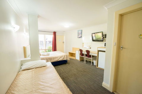 Jacksons Motor Inn - Accommodation Asia 23