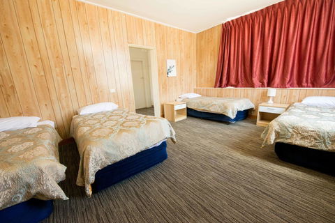 Jacksons Motor Inn - Accommodation Asia 10