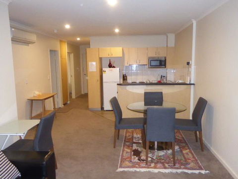 Adelaide City Apartment - 3br, 2bath & Carpark - Accommodation China 3