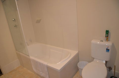 Adelaide City Apartment - 3br, 2bath & Carpark - Accommodation China 16