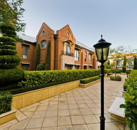 Majestic Old Lion Apartments - Accommodation Guide