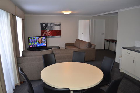 Arkana Motor Inn & Terrace Apartments - Accommodation Asia 8