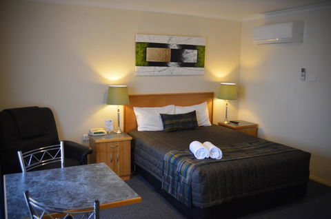Arkana Motor Inn & Terrace Apartments - Accommodation Asia 0
