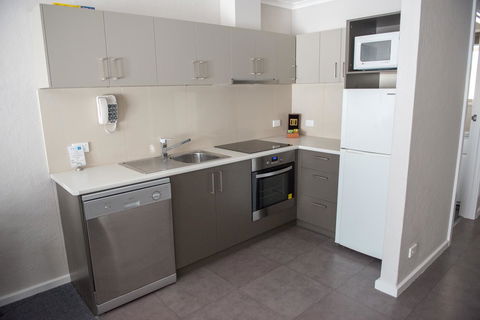 Arkana Motor Inn & Terrace Apartments - Accommodation Asia 3