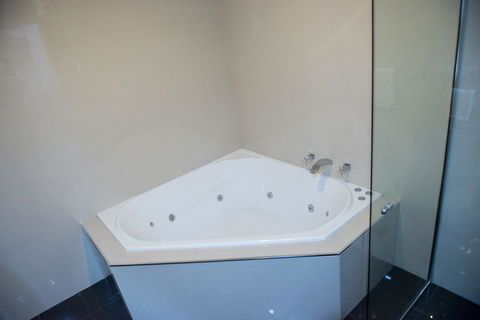 Arkana Motor Inn & Terrace Apartments - Accommodation Asia 17