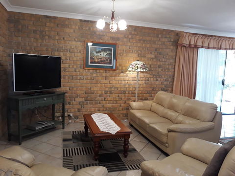 Acacia Apartments - Accommodation Asia 8