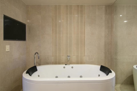 Arkaba Hotel - Accommodation Guide 38