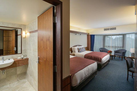 Arkaba Hotel - Accommodation Guide 2