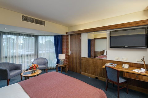 Arkaba Hotel - Accommodation Guide 11