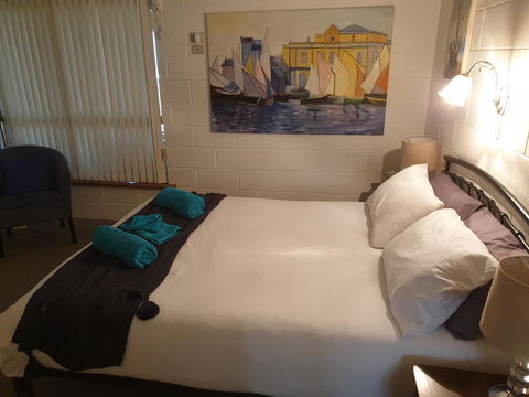 Wallaroo Sunset Home - Accommodation Asia 9