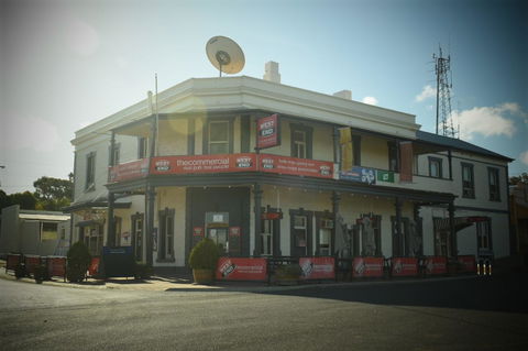 Commercial Hotel Morgan - Accommodation Asia 0