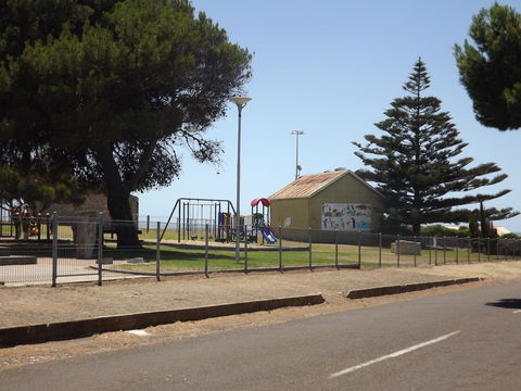 Home On Torrens - Accommodation Asia 17