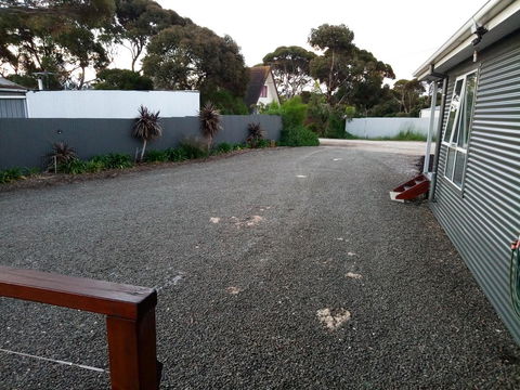 Home On Torrens - Accommodation Asia 4