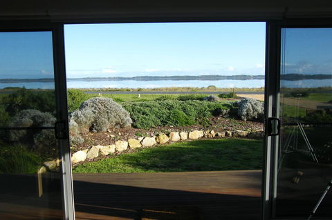 Coorong Waterfront Retreat - Accommodation China 20