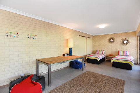 Port Of Call - Port Willunga - C21 SouthCoast Holidays - Accommodation Asia 21