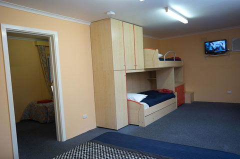 Motel Mount Gambier - Accommodation Asia 15