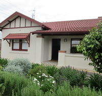 Mataro Cottage - Accommodation Asia