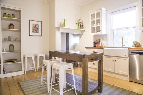 Mataro Cottage - Accommodation Asia 4