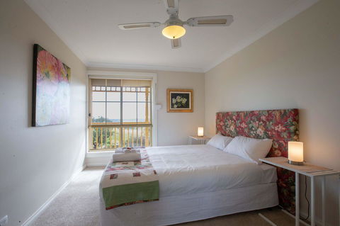 Angaston House - Accommodation Asia 13