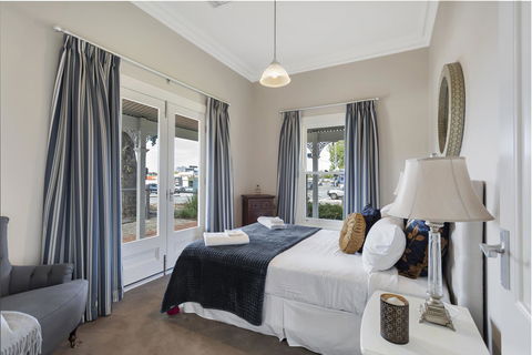 Grandview Accommodation - The Elm Tree Apartments - Accommodation Asia 10