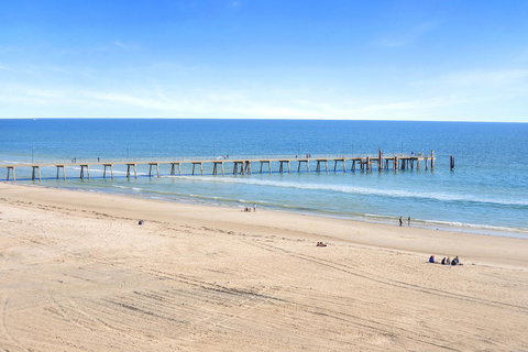 Pier Luxury Apartments - Accommodation Asia 6