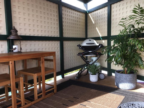 Wine And Roses Bed And Breakfast - Accommodation Asia 37