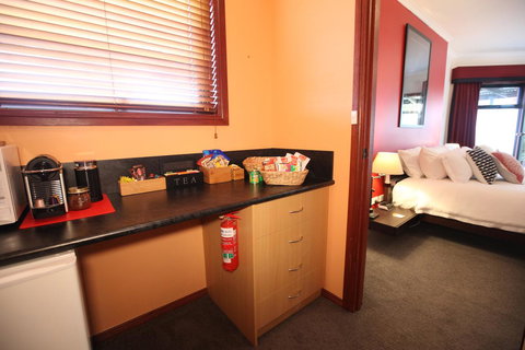 Wine And Roses Bed And Breakfast - Accommodation Asia 32