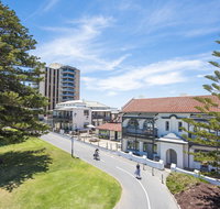Seawall Apartments - Accommodation Guide