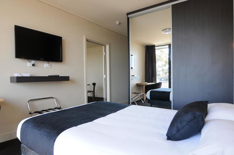 Mansfield Park Hotel - Accommodation Asia 1