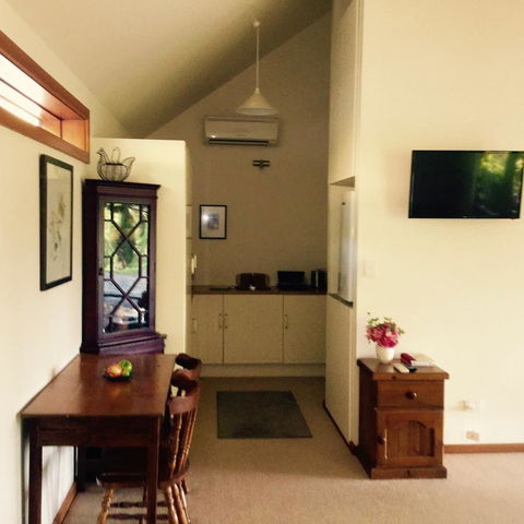 STUDIO ECHUNGA Adelaide Hills - Accommodation Asia 9