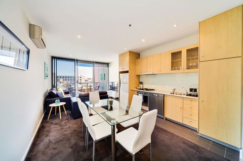 York Apartments - Accommodation Asia 10