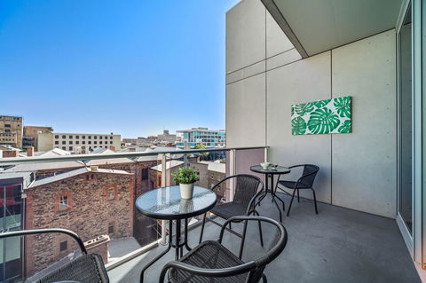 York Apartments - Accommodation Asia 15