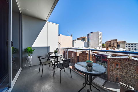 York Apartments - Accommodation Asia 12