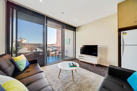 York Apartments - Accommodation Asia 9