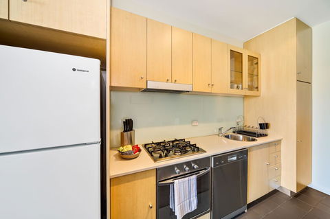 York Apartments - Accommodation Asia 11