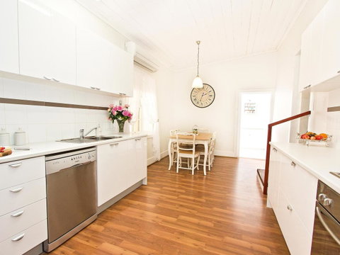 Queen's Cottage Barossa Valley - Accommodation Guide 4