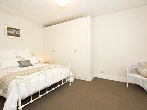 Queen's Cottage Barossa Valley - Accommodation Guide 16