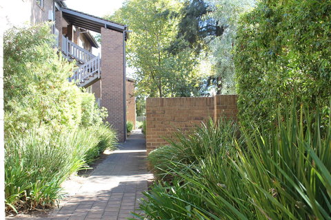 Adelaide DressCircle Apartments - Archer Street - Accommodation Asia 21