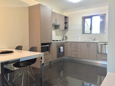 Adelaide DressCircle Apartments - Archer Street - Accommodation Asia 11