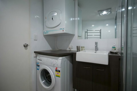 Adelaide DressCircle Apartments - Archer Street - Accommodation Asia 16